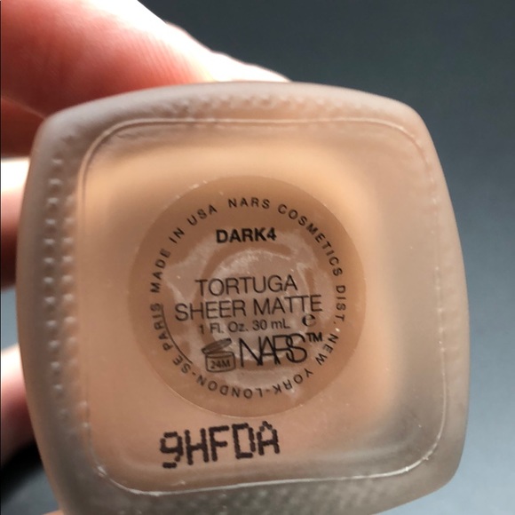 Nars sheer matte foundation Dark 4 - Picture 2 of 2